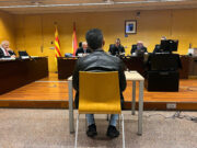Jutgen un acusat que afronta 27 anys de presó per agredir sexualment la filla i la fillastra menors d’edat a Girona