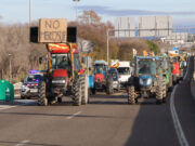 El Gremi de la Pagesia planta tractors a les carreteres per evitar que se signi l’acord entre la UE i el Mercosur