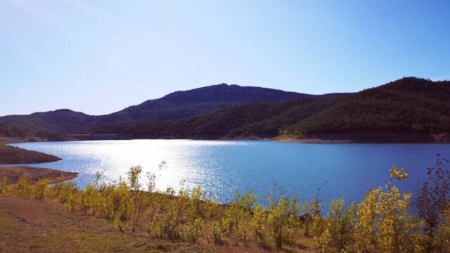 Imatge del pantà de Boadella