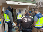 Desmantellen dos punts de venda de droga a Llançà