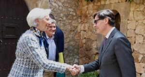 Illa es reuneix amb la presidenta del BCE en el marc d’un fòrum econòmic del Banc d’Espanya